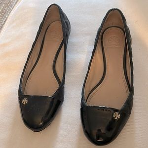 Tory Burch Leila Quilted Leather Loafer
Flats Size 7.5